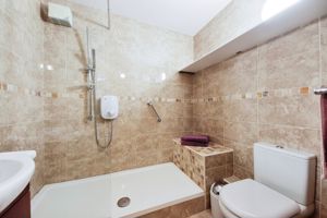 BATHROOM- click for photo gallery